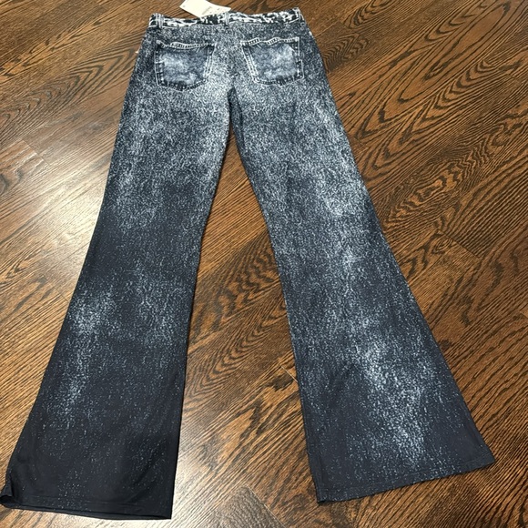 **NWT** Zara Faux Denim Printed Pant - Picture 3 of 5